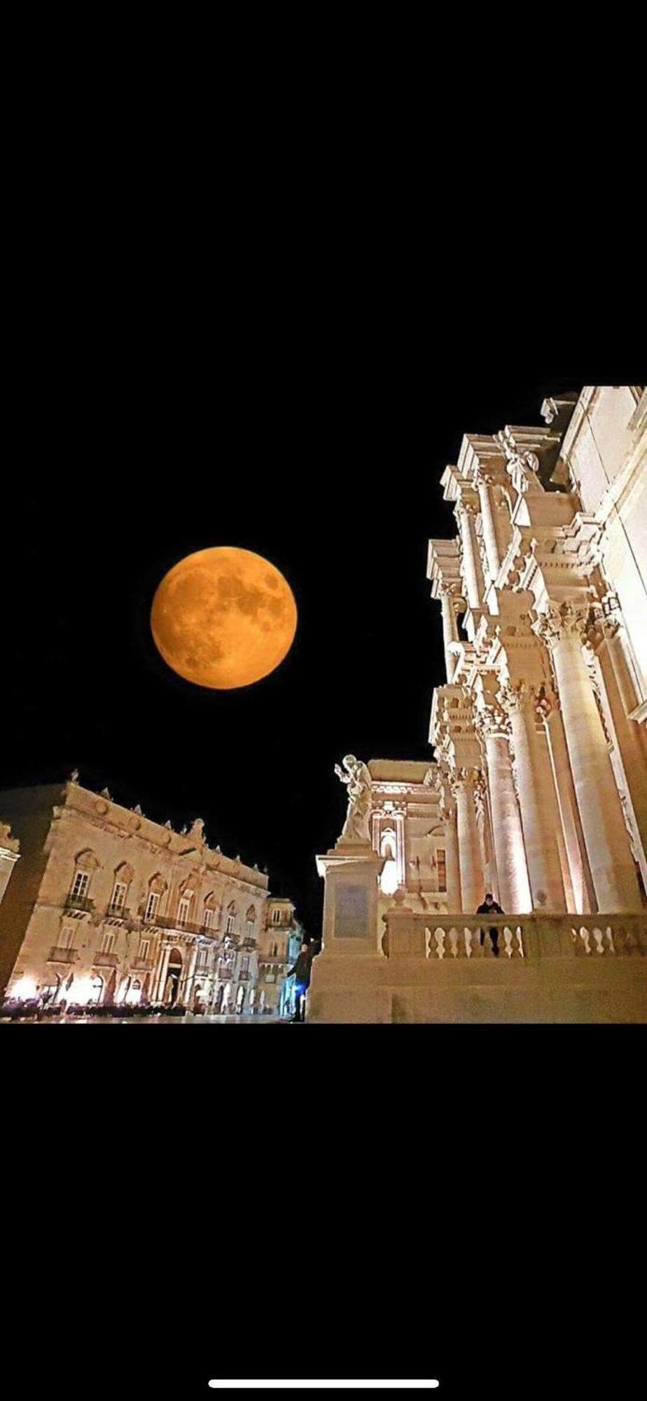 Апартаменты Luminosa Casa Punti Cardinali Сиракузы Экстерьер фото